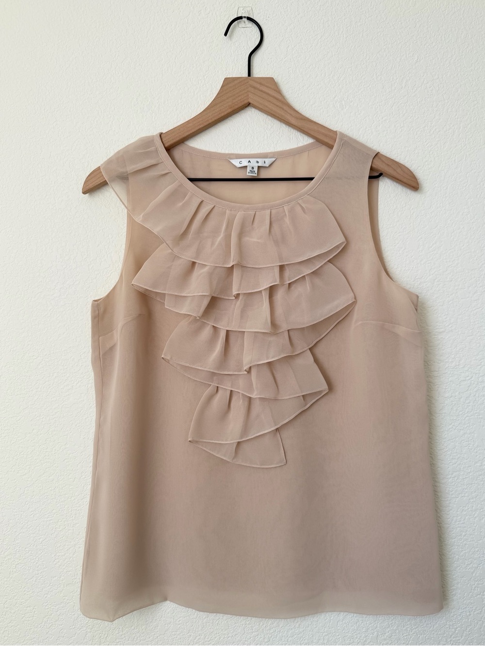 CAbi light tan chiffon ruffled sleeveless blouse Size Small